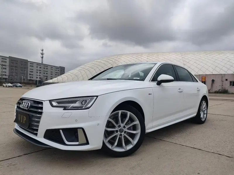 Audi A4L 40 TFSI Fashion Version CN6, 2019 — фото 1