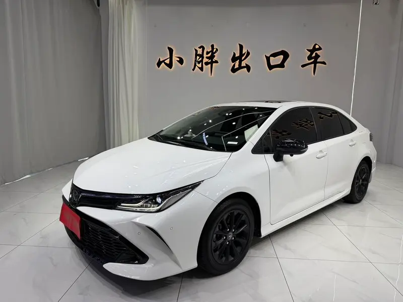 Toyota Corolla 1.5L CVT GR SPORT Sport Edition, 2021 — фото 1