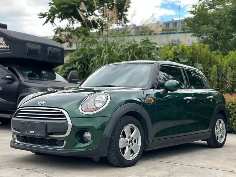 MINI MINI 1.2T ONE Edition, 2016 — фото 1