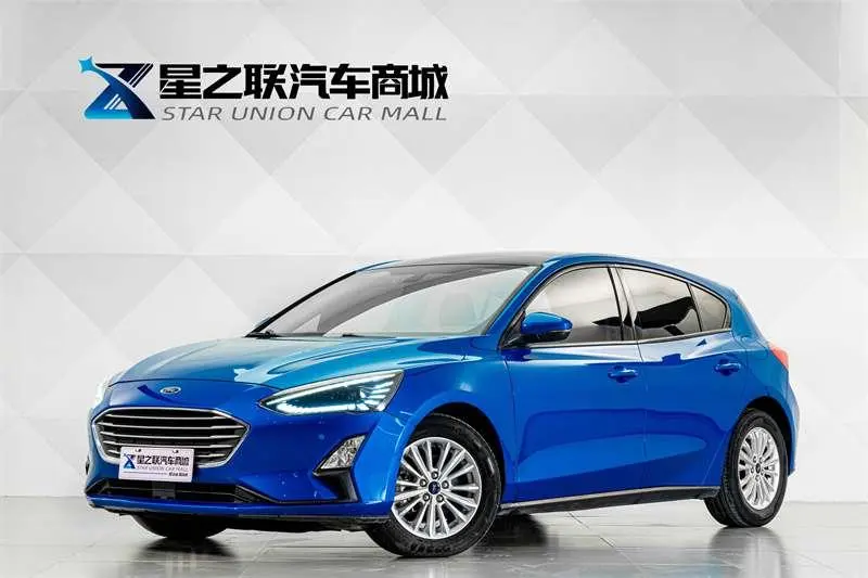 Ford Focus Hatchback 1.5L Auto Trendy Version, 2019 — фото 1