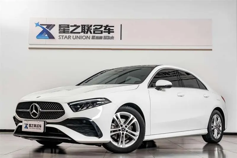 Mercedes-Benz A-Class Facelift A 180 L, 2024 — фото 1