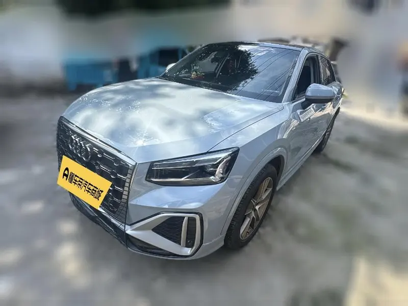 Audi Q2L, 2024
