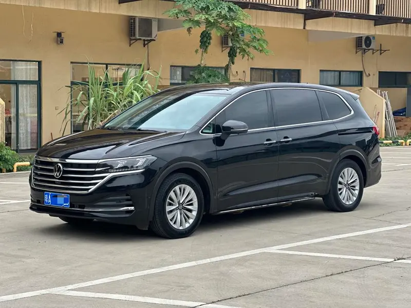 Volkswagen Viloran 330TSI Business Edition, 2020 — фото 1