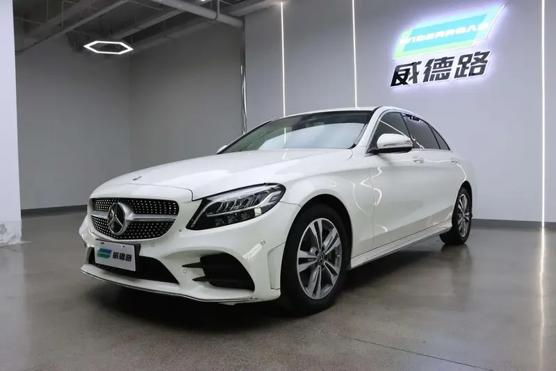Mercedes-Benz C-Class, 2020