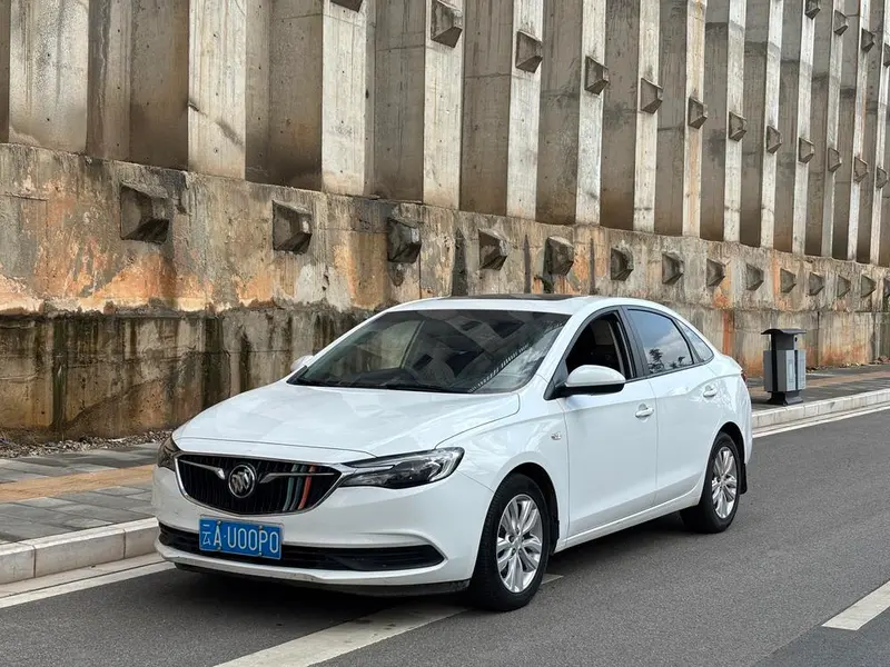 Buick Excelle Facelift 1.5L Auto Elite Version, 2021 — фото 1