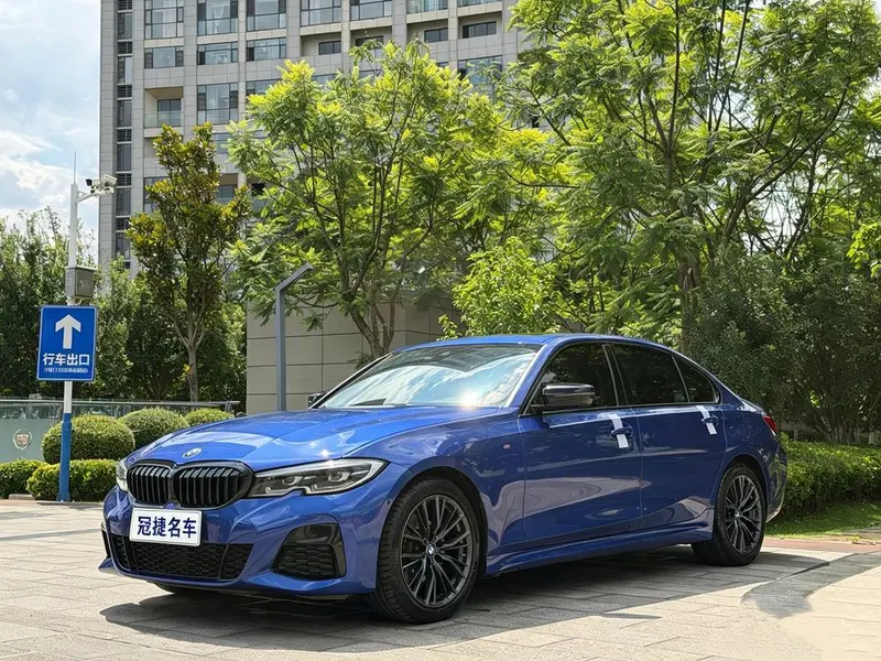 BMW 3-Series, 2020