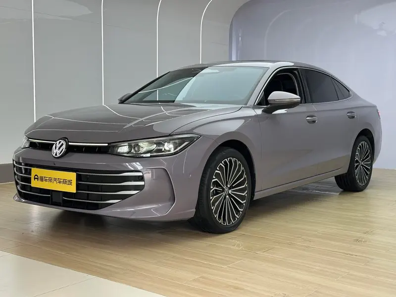 Volkswagen Passat, 2025