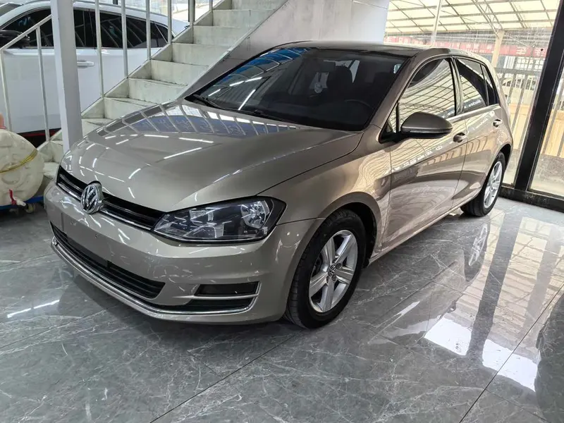 Volkswagen Golf 1.4TSI Auto Comfort Version, 2015 — фото 1