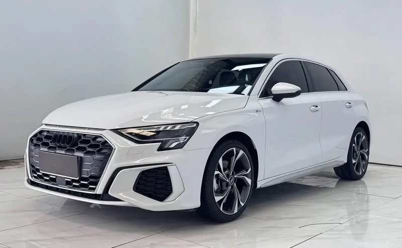 Audi A3 Sportback 35 TFSI Luxury Sport Version, 2021 — фото 1