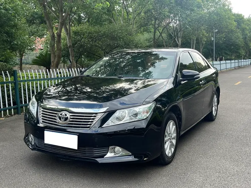 Toyota Camry, 2012