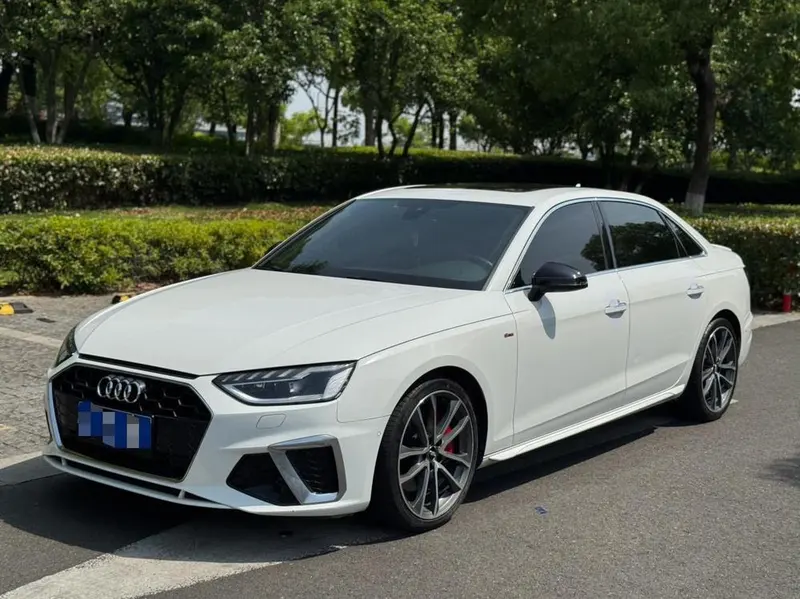 Audi A4L 45 TFSI quattro Refined Version, 2020 — фото 1