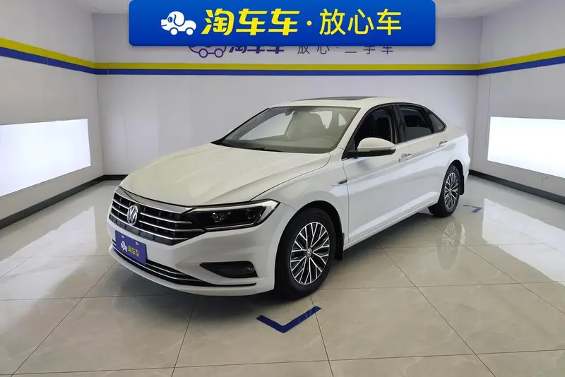 Volkswagen Sagitar, 2020