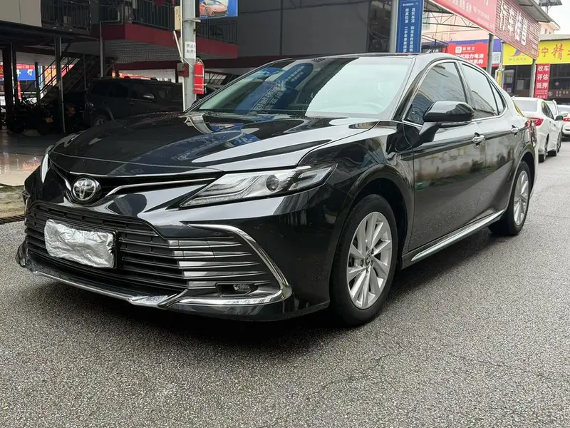 Toyota Camry, 2023