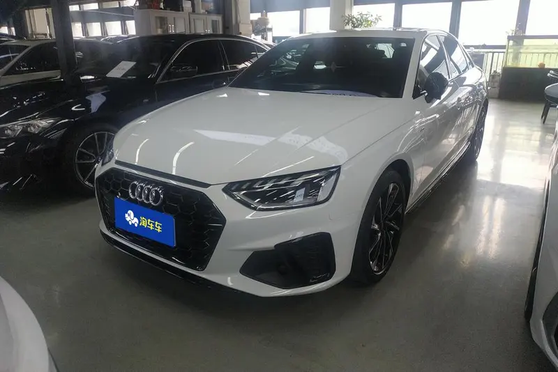 Audi A4L 40 TFSI Luxury Version, 2023 — фото 1