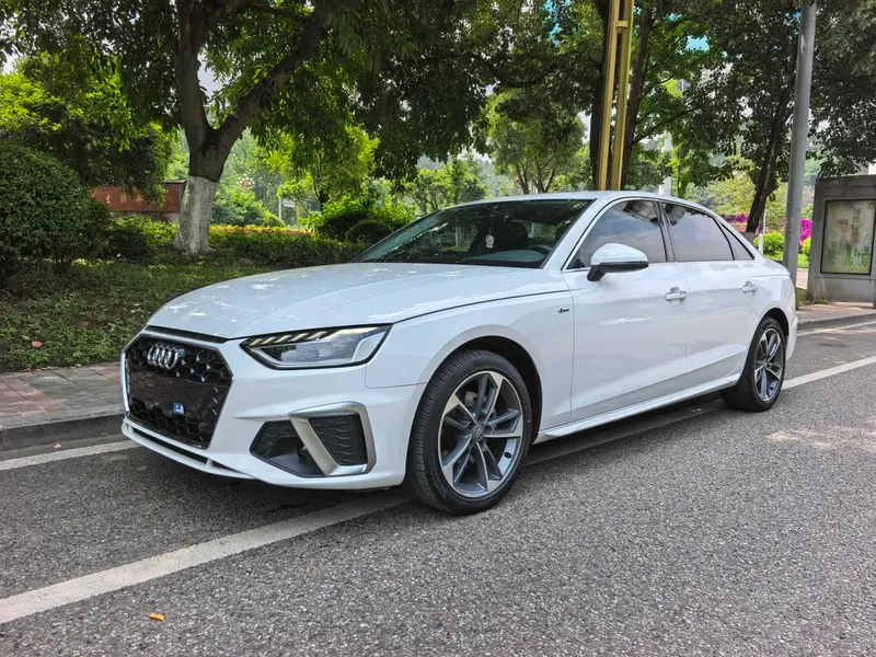 Audi A4L 35 TFSI Fashion Version, 2020 — фото 1