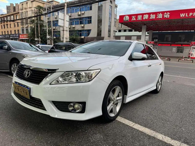 Toyota Camry, 2012
