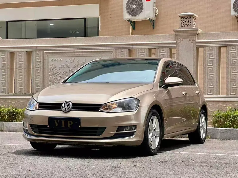 Volkswagen Golf 1.6L Auto Comfort Version, 2016 — фото 1