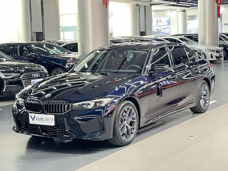 BMW 3-Series, 2025