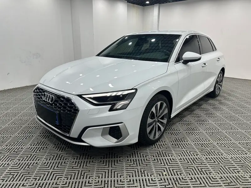 Audi A3 Sportback 35 TFSI Sport Version, 2022 — фото 1