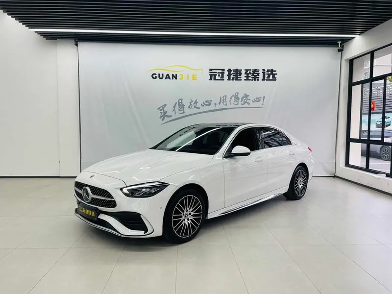 Mercedes-Benz C-Class, 2024