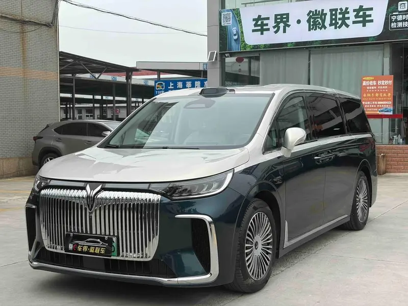 Voyah Dreamer PHEV, 2025