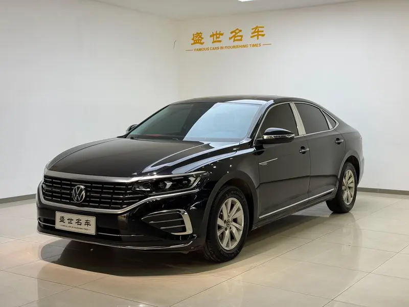 Volkswagen Passat, 2022