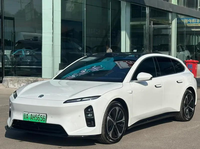NIO ET5T 75kWh, 2025 — фото 1
