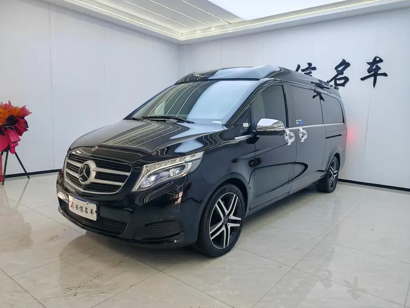 Mercedes-Benz V-Class V 260 L Refined Edition, 2017 — фото 1