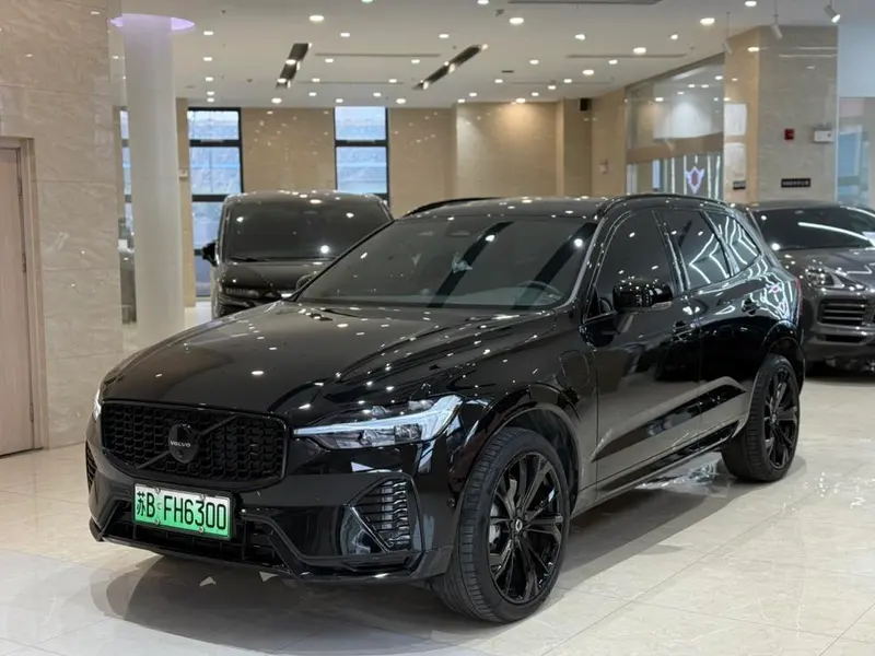 Volvo XC60 PHEV T8 4WD Long Range Black Edition, 2025 — фото 1