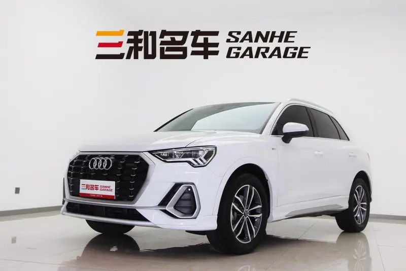 Audi Q3, 2022
