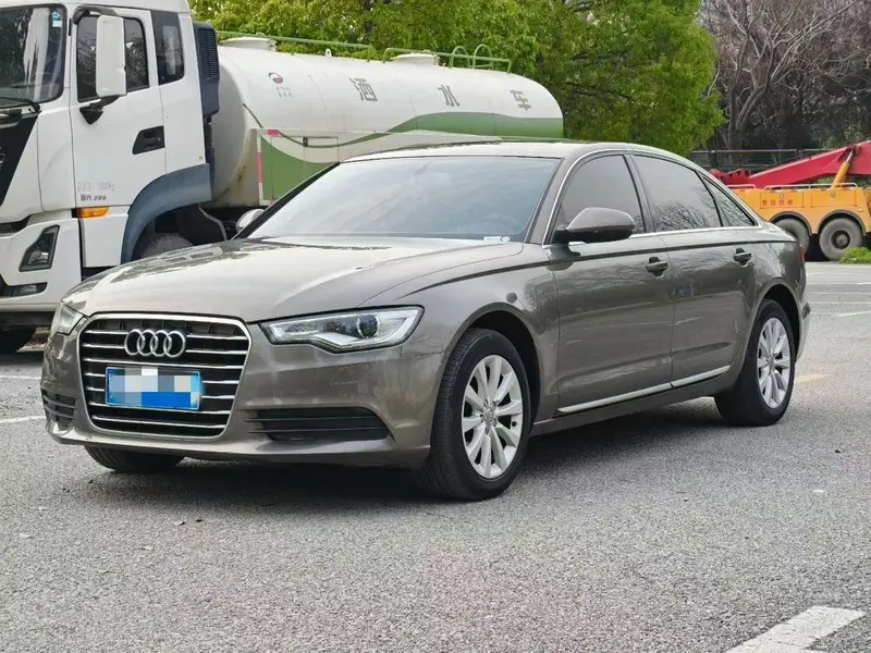 Audi A6L TFSI Standard Version, 2014 — фото 1