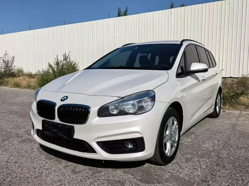 BMW 2-Series Gran Tourer 218i Leading Version, 2015 — фото 1
