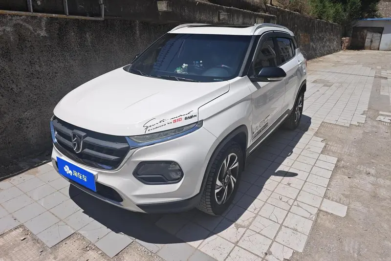 Baojun 510 1.5L Manual Luxury Version, 2017 — фото 1