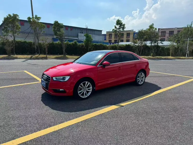 Audi A3 Limousine 35 TFSI Auto Comfort Version, 2014 — фото 1
