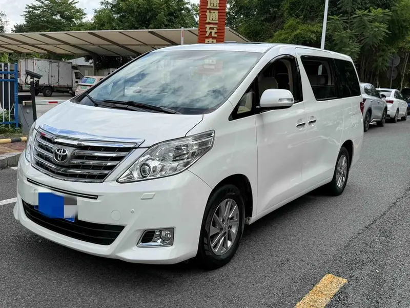 Toyota Alphard, 2012