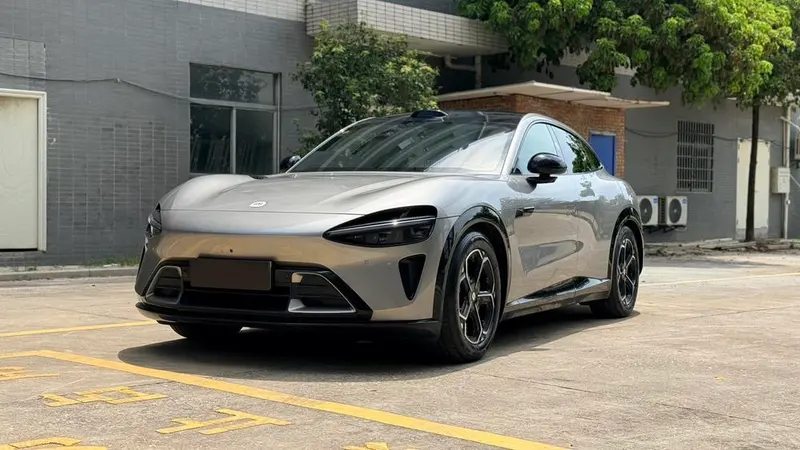 Xiaomi YU7, 2025