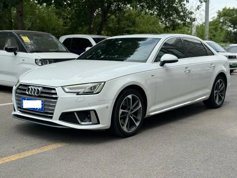 Audi A4L 40 TFSI Sport Version CN6, 2019 — фото 1