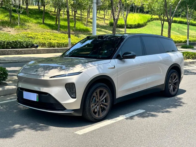 NIO ES8, 2023