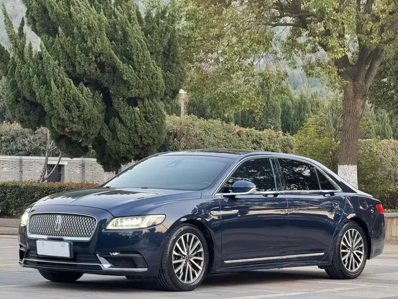 Lincoln Continental 2.0T 2WD Premium Edition, 2017 — фото 1