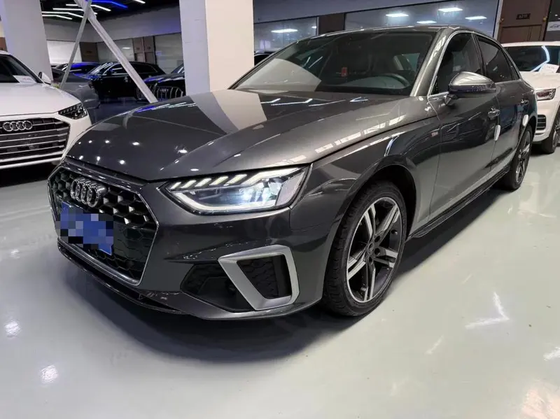 Audi A4L 40 TFSI Fashion Version, 2022 — фото 1