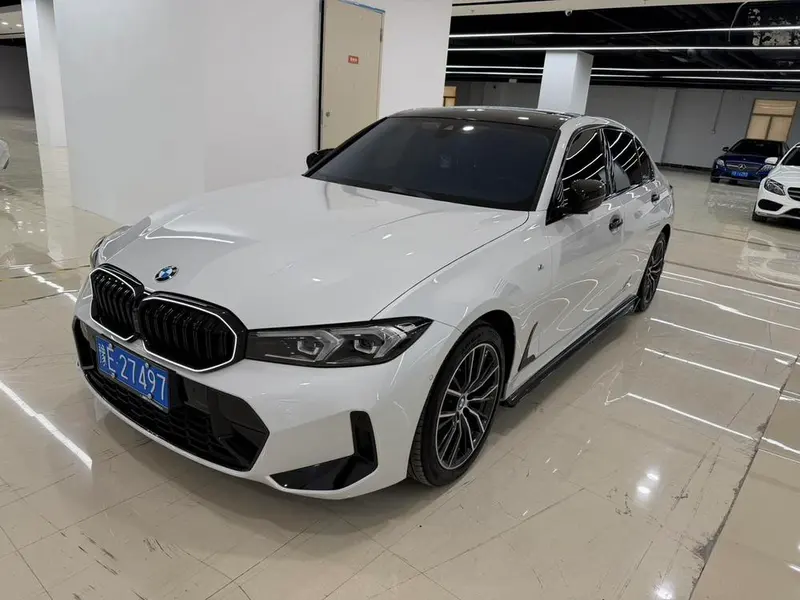 BMW 3-Series, 2023