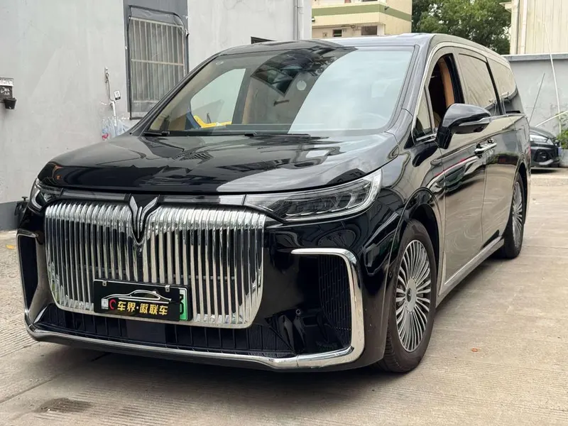 Voyah Dreamer PHEV, 2025