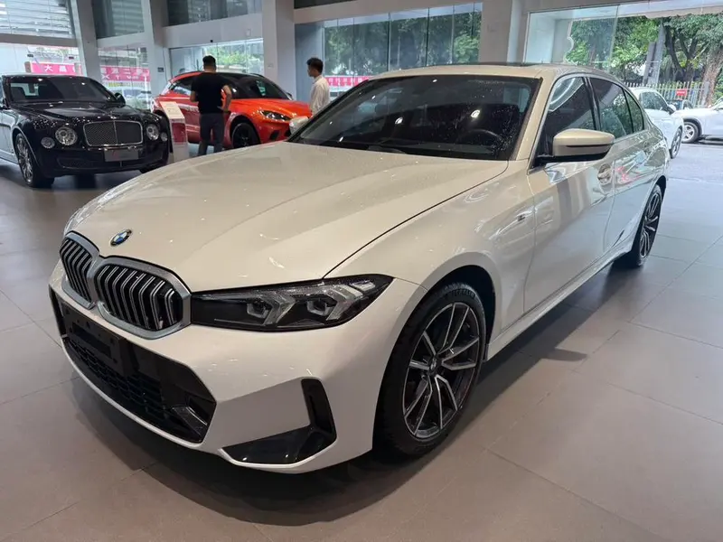 BMW 3-Series, 2023