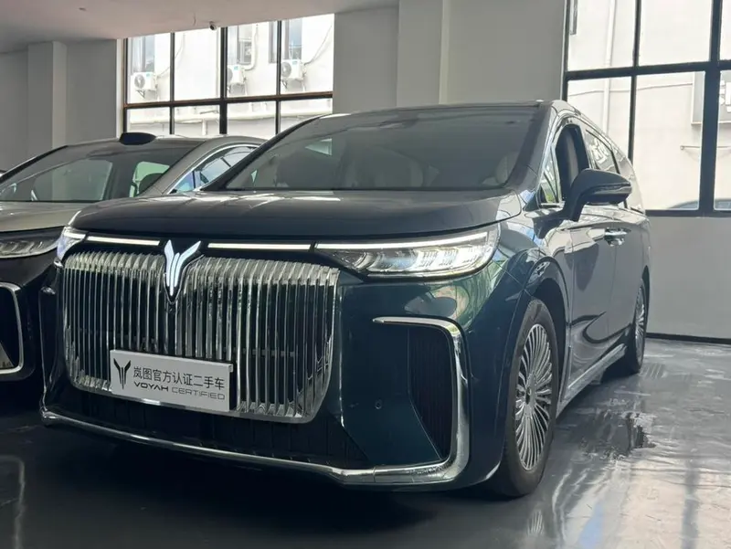 Voyah Dreamer PHEV, 2025