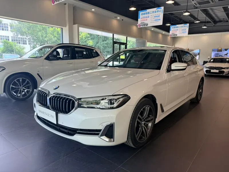 BMW 5-Series, 2023