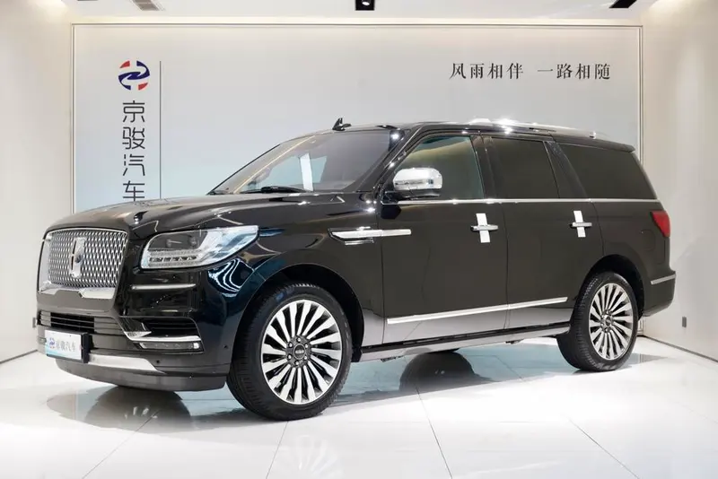 Lincoln Navigator 3.5T Series, 2019 — фото 1