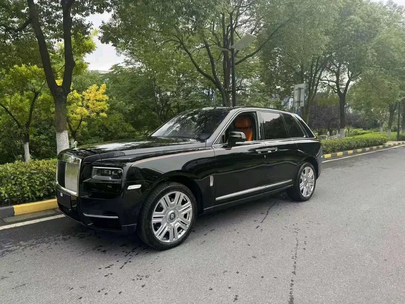 Rolls-Royce Cullinan, 2024
