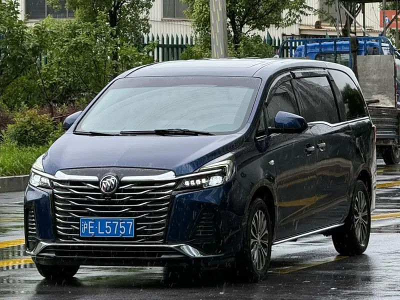 Buick GL8, 2022