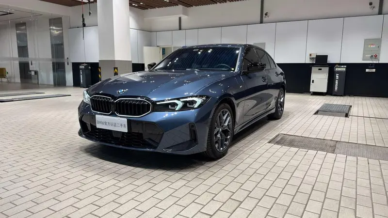 BMW 3-Series, 2025