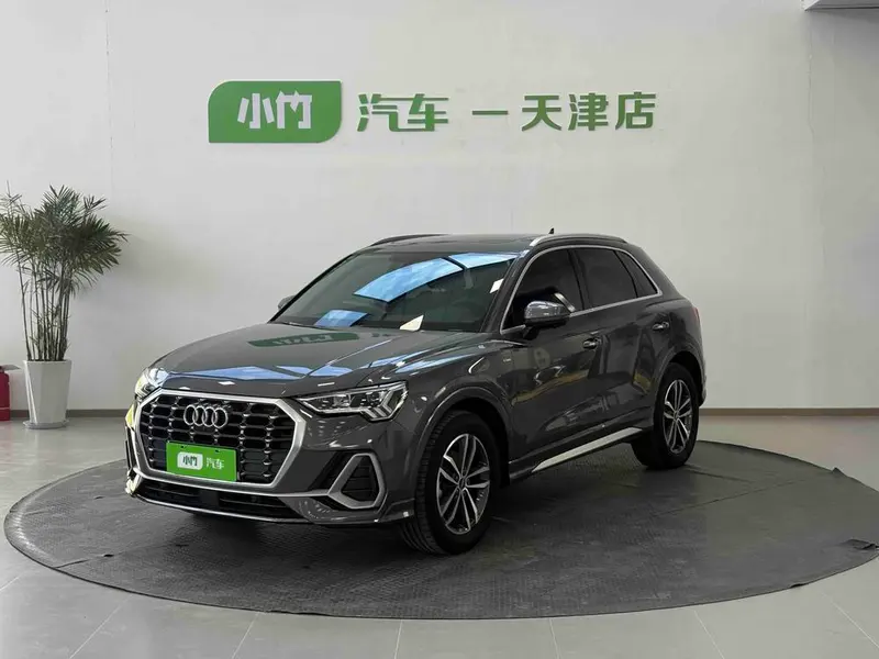 Audi Q3, 2022